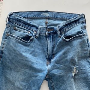 Old Navy Slim Distressed Denim 30 34 Knee Hole Jeans